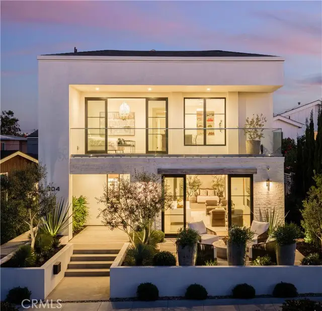 304 Goldenrod Avenue, Corona Del Mar, CA 92625 - #1