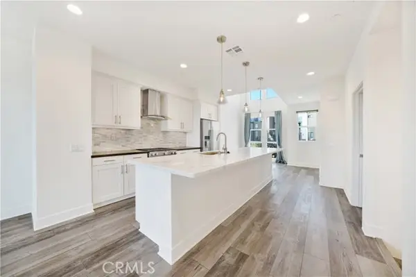 1658 Topanga, Costa Mesa, CA 92627