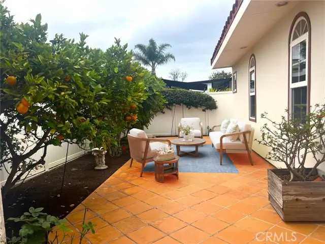 121 Yorktown, Newport Beach, CA 92660 - #3