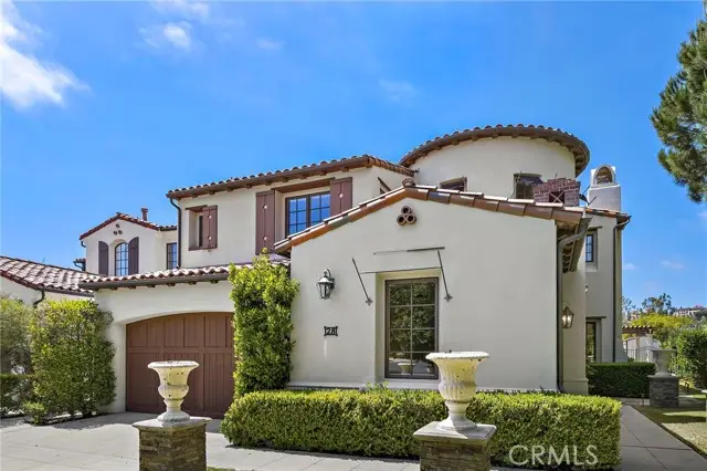 28 Sandy Cv, Newport Coast, CA 92657 - #3