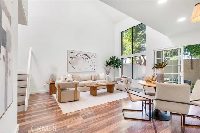 900 Hyde Court, Costa Mesa, CA 92626 - #1