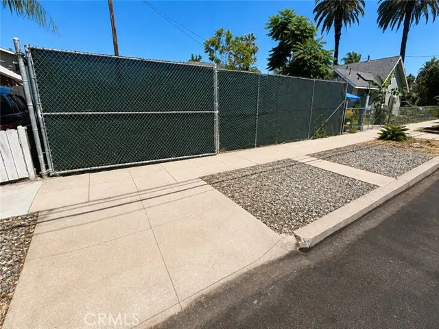 419 Vine, Ontario, CA 91762 - #1