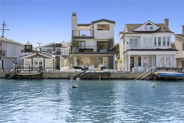 113 Grand Canal, Newport Beach, CA 92662
