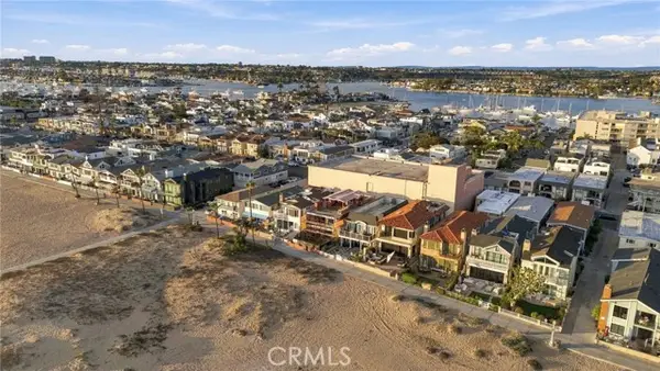 306 Oceanfront, Newport Beach, CA 92661