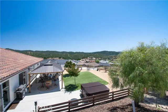 3415 Lakeside Village Drive, Paso Robles, CA 93446 - #3