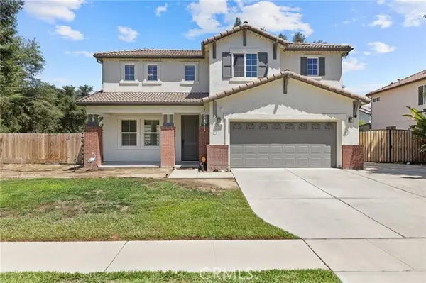 3320 Glendale, Visalia, CA 93291