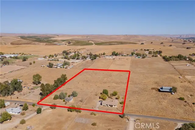 320 Grace, Paso Robles, CA 93446 - #1