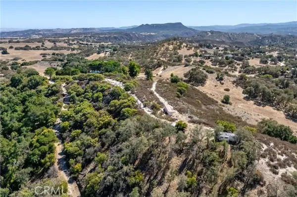 52747 Smith Road, Bradley, CA 93426