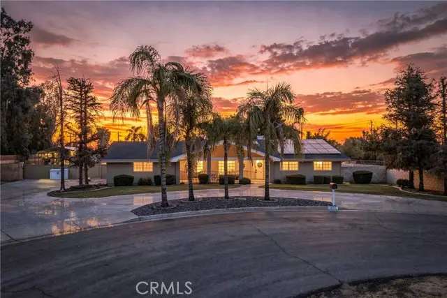 3012 McCall Avenue, Bakersfield, CA 93304 - #2