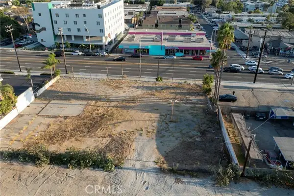 3527 Pacific Coast Hwy, Signal Hill, CA 90755