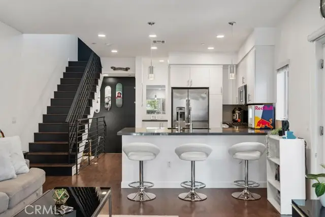 2222 Strata, Eagle Rock, CA 90041 - #1