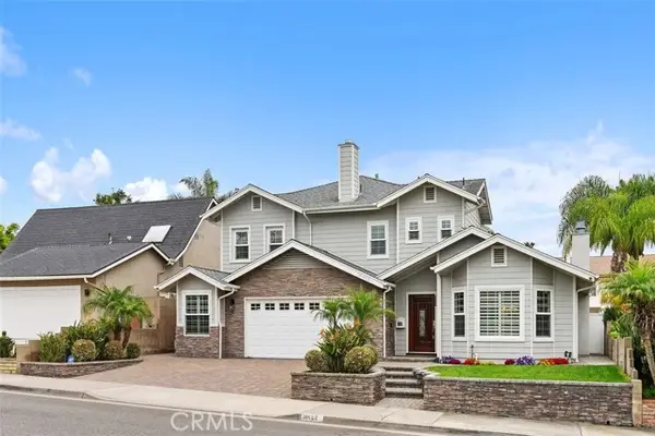 18452 Carnaby, Huntington Beach, CA 92648