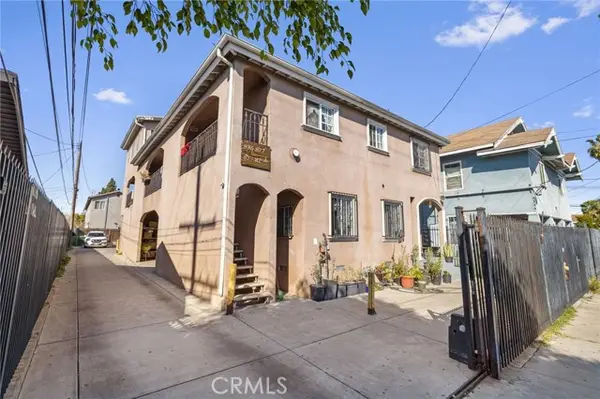 879 40th Place, Los Angeles, CA 90011