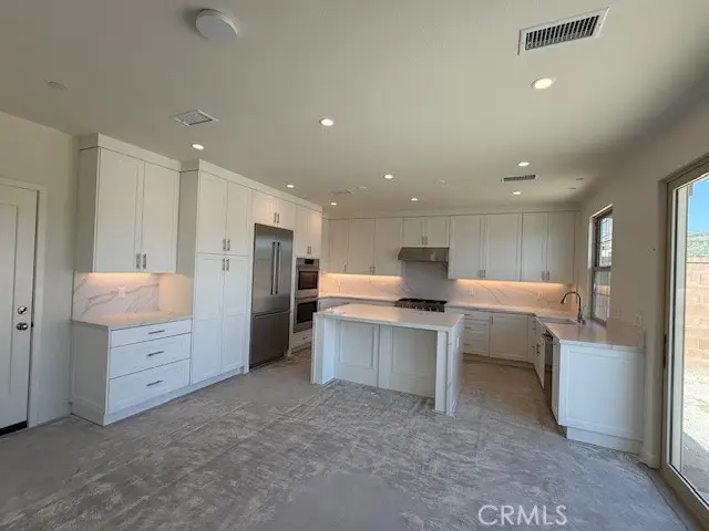 226 Canterbury, Irvine, CA 92618 - #3