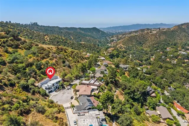 3060 Hollywell, Glendale, CA 91206 - #2