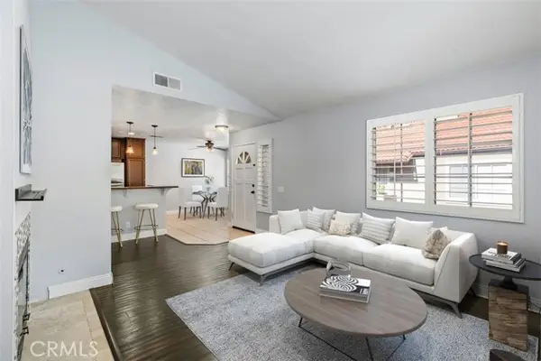 21227 Camelia  #18, Lake Forest, CA 92630