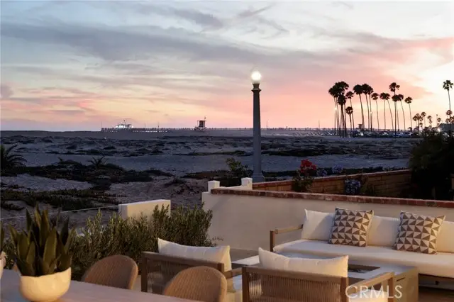 1123 Balboa, Newport Beach, CA 92661 - #3