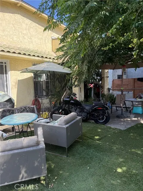 1055 Stone Street, Los Angeles, CA 90063