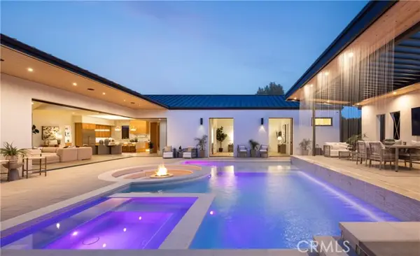 1453 Galaxy Dr, Newport Beach, CA 92660