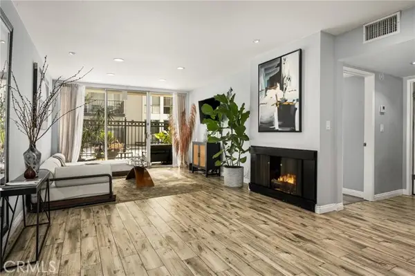 1351 Crescent Heights  #114, West Hollywood, CA 90046
