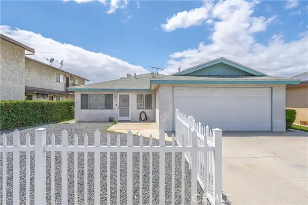 10921 Walnut, Los Alamitos, CA 90720