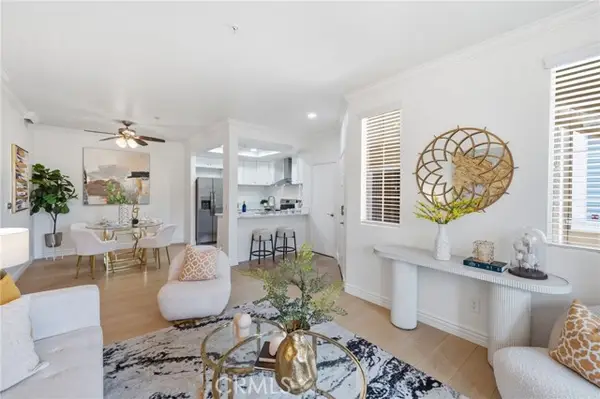 225 Gallery, Tustin, CA 92782