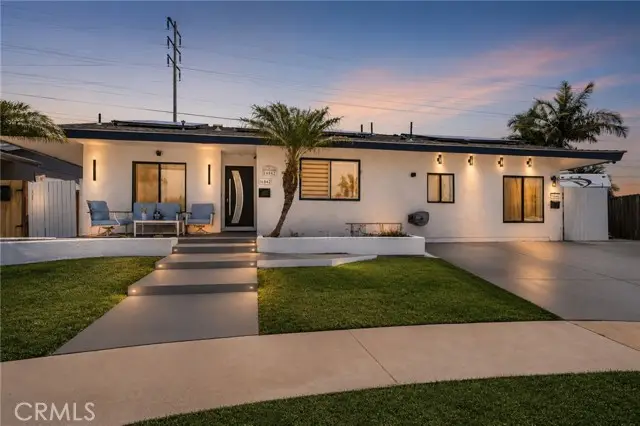 16842 Lucia, Huntington Beach, CA 92647 - #2