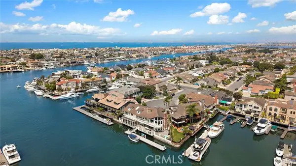 3701 Escapade, Huntington Beach, CA 92649