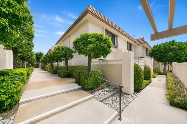 848 Huntington  #23, Arcadia, CA 91007