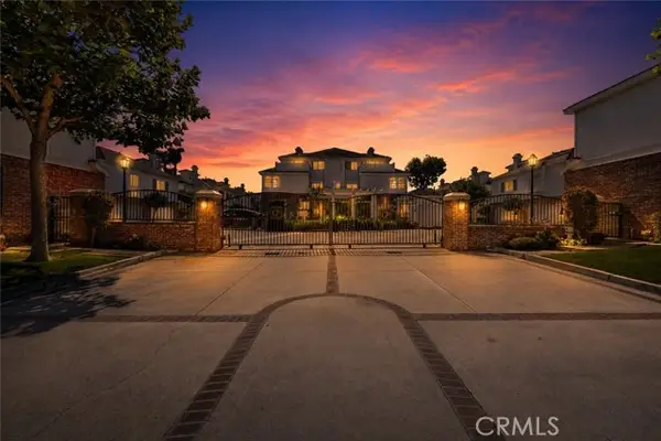 18723 Chapel Lane, Huntington Beach, CA 92646