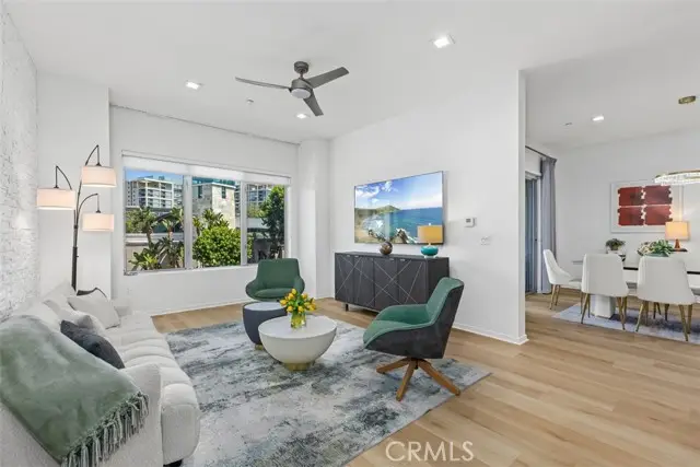 21 Gramercy  #220, Irvine, CA 92612 - #1