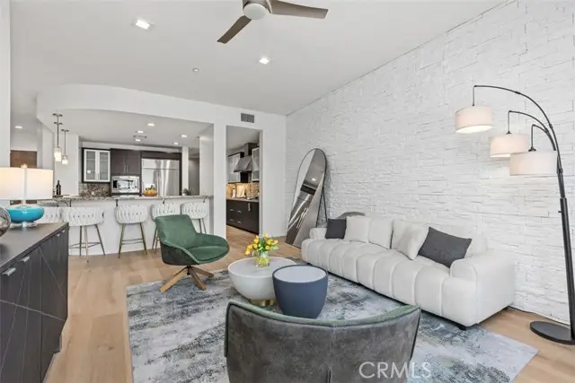 21 Gramercy  #220, Irvine, CA 92612 - #2
