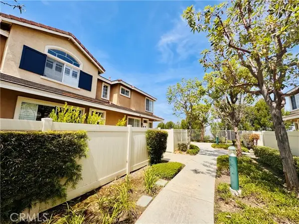 8313 Arrowhead Way, Anaheim, CA 92808