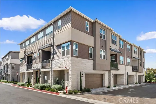 3516 Indigo Privado, Ontario, CA 91764 - #1