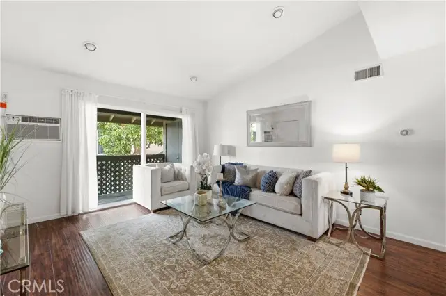 23292 Orange Avenue  #6, Lake Forest, CA 92630 - #3
