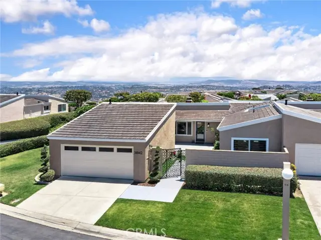 31042 Carrara, Laguna Niguel, CA 92677 - #1