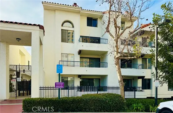 3525 Lebon Drive  #204, San Diego, CA 92122