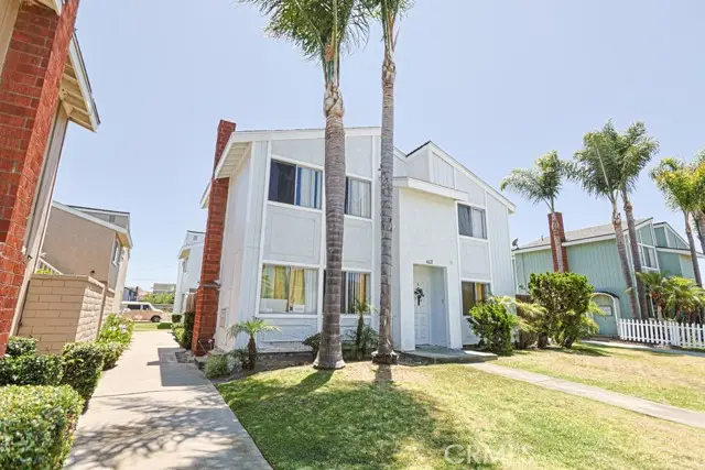 4822 Neely, Huntington Beach, CA 92649 - #3