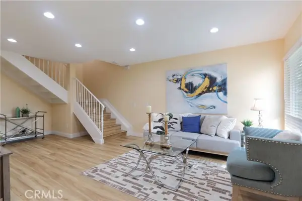 2713 Northwood, Santa Ana, CA 92704