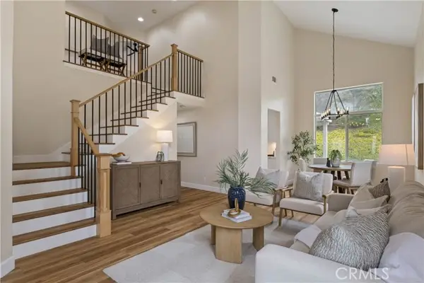 2688 Bentley, Orange, CA 92867