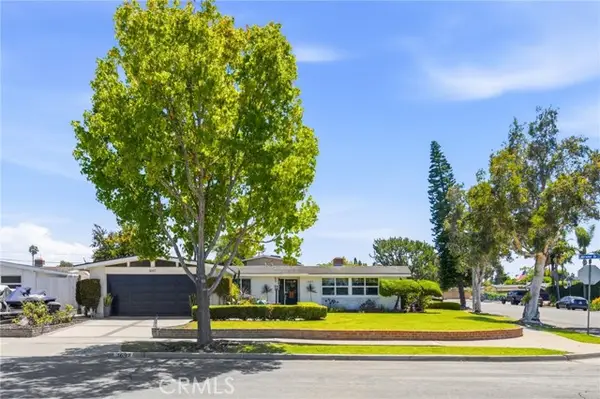 1697 Labrador, Costa Mesa, CA 92626
