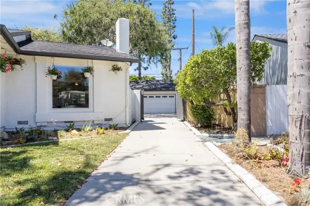 6813 Los Santos, Long Beach, CA 90815 - #3