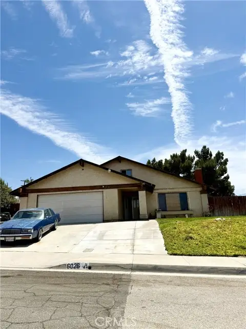 6026 Winncliff, Riverside, CA 92509