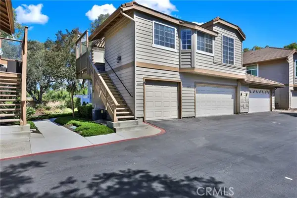 26075 Saratoga Avenue  #129, Laguna Hills, CA 92653