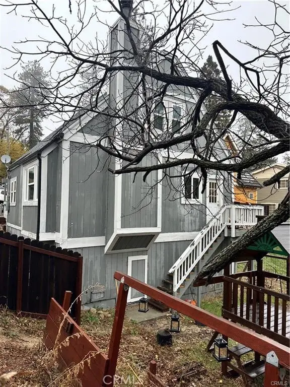 324 Forest, Crestline, CA 92325