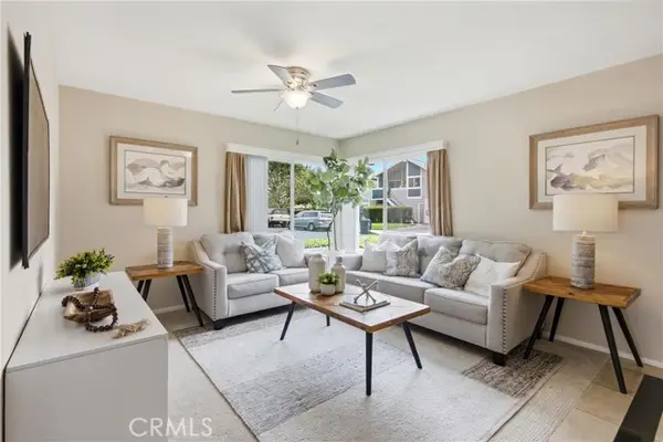 2515 S. Laurelwood, Santa Ana, CA 92704