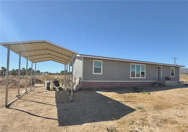 9589 Paramount, Phelan, CA 92371 - #1