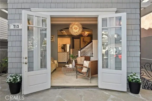 713 Larkspur Avenue, Corona Del Mar, CA 92625 - #2