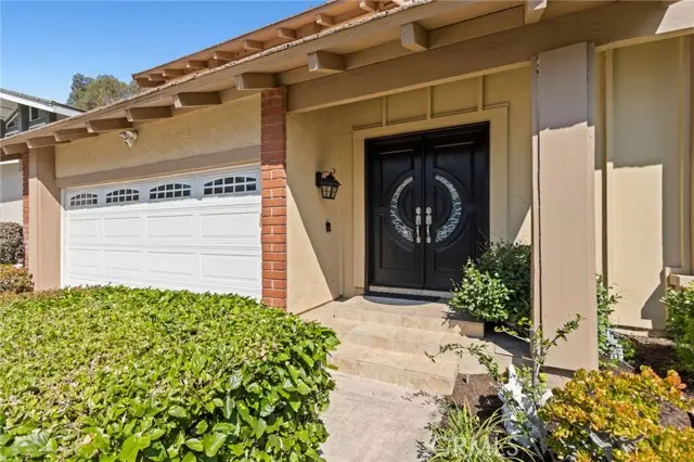 6573 North View Drive, Anaheim, CA 92807 - #3