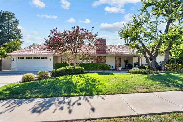 10411 Oso Avenue, Chatsworth, CA 91311 - #1